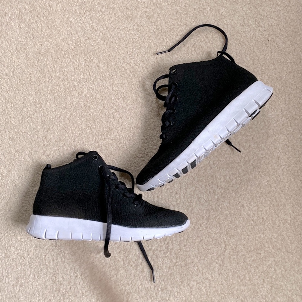 Sketchers Hightop Tennis Show